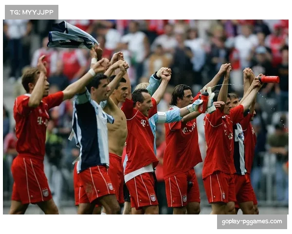 慕尼黑警方通报:逮捕12名在拜仁赛前涉嫌冲突的客队球迷 慕尼黑警方通报:逮捕12名在拜仁赛前涉嫌冲突的客队球迷